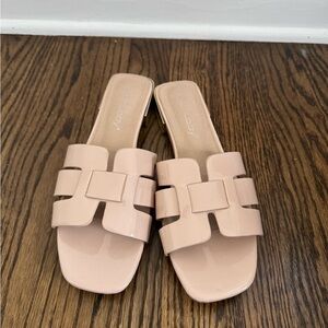 Unilady Blush Taupe Tan Gold Patent Slide Sandals